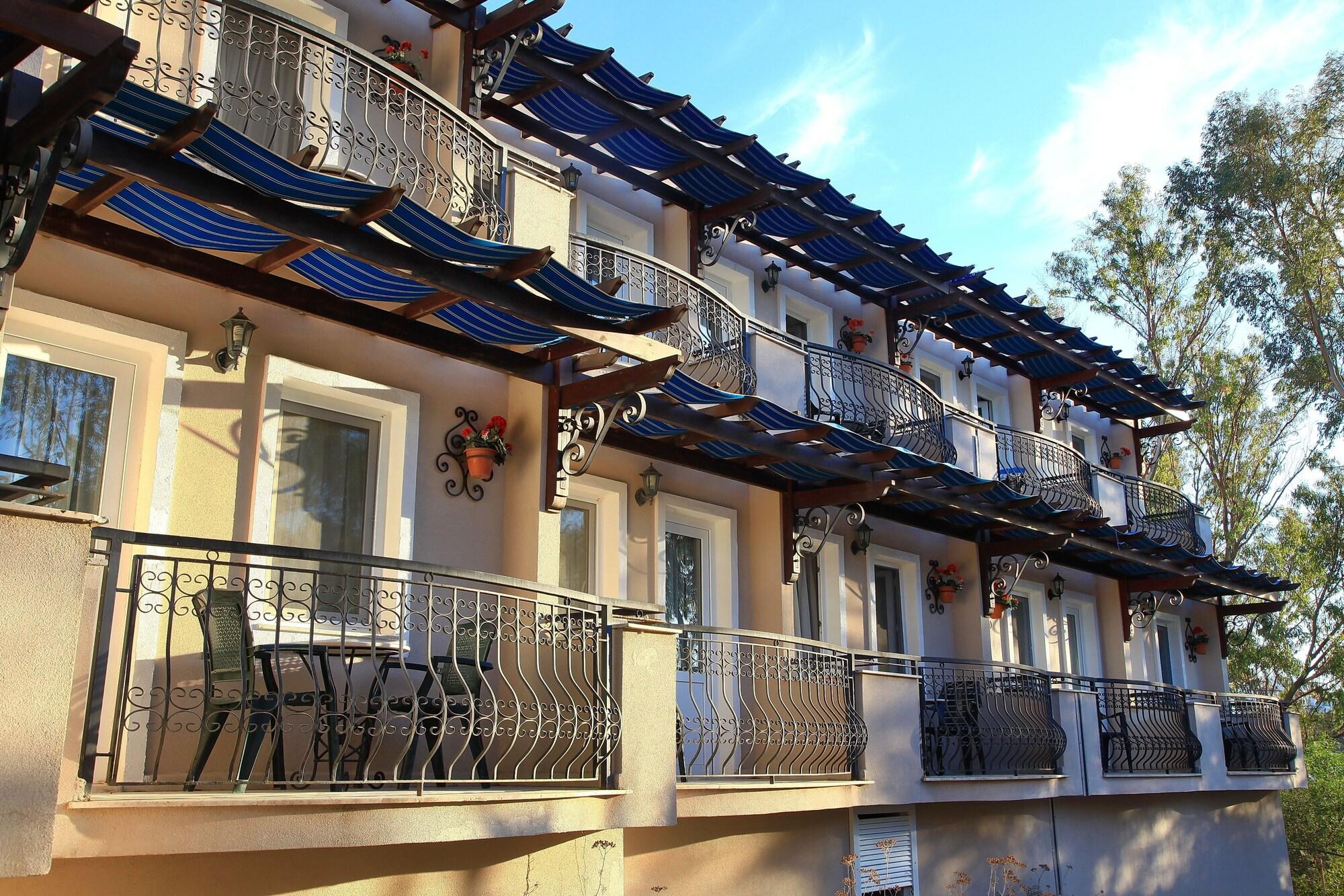 Cactus Mirage Family Club Hotel Yalikavak Exterior photo