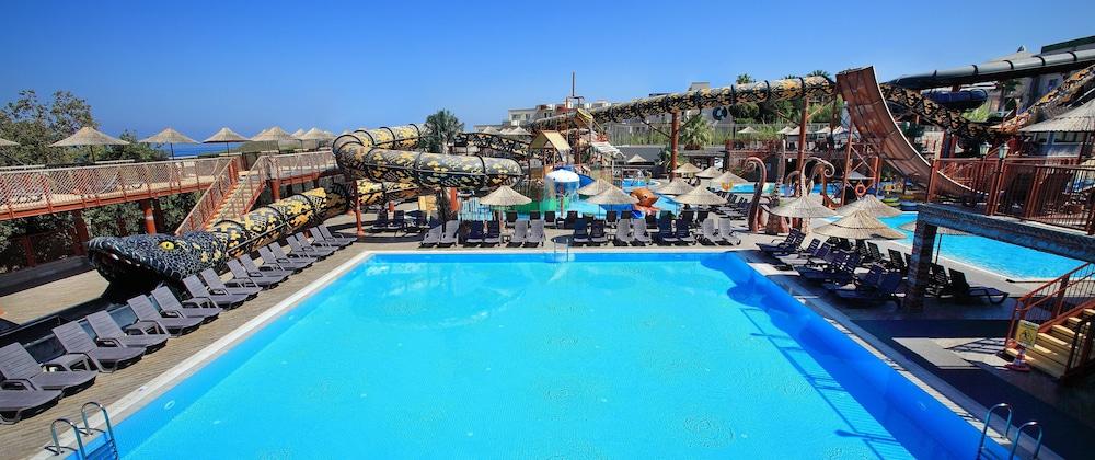 Cactus Mirage Family Club Hotel Yalikavak Exterior photo