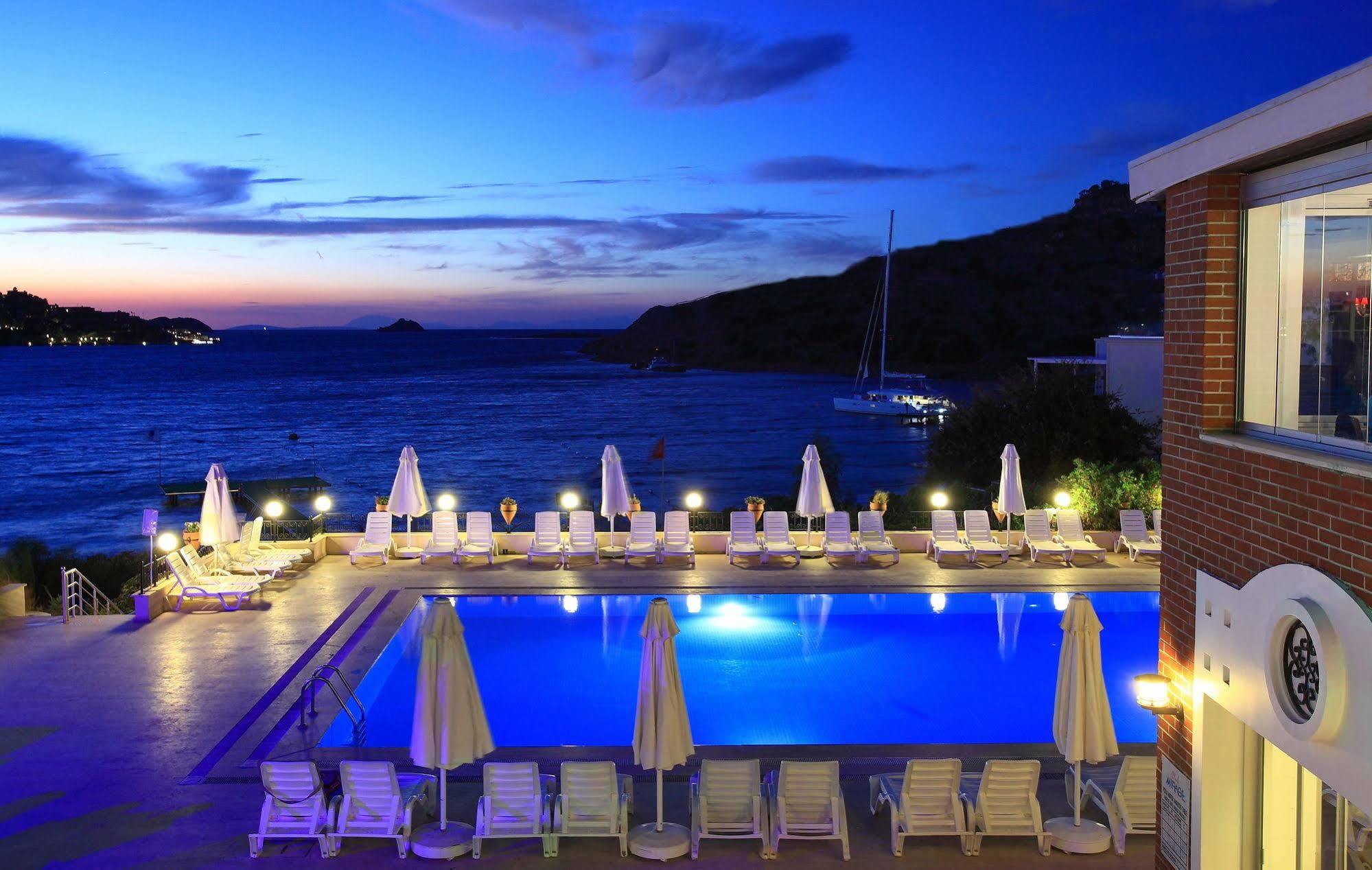 Cactus Mirage Family Club Hotel Yalikavak Exterior photo